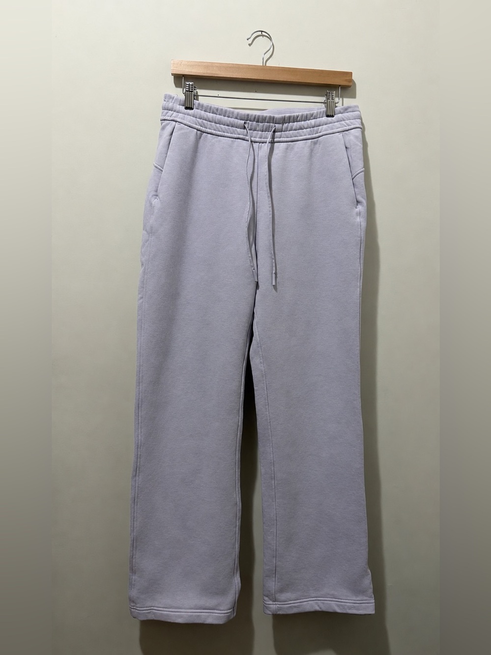 Lululemon Scuba Wide Leg Pants Size 8 Lavender Dew Purple